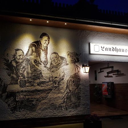 ホテルLandhaus Dargelin Behrenhoff エクステリア 写真